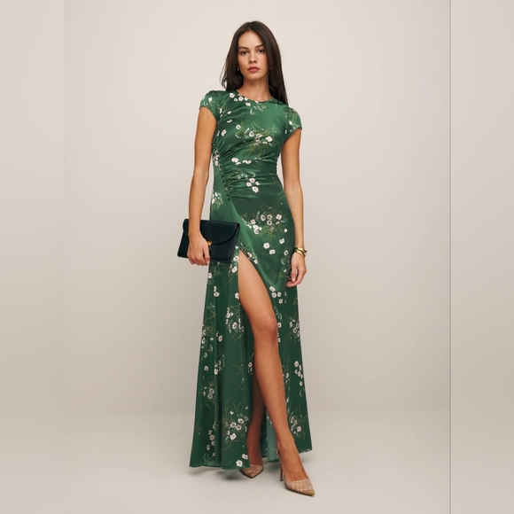 Elegant Green Floral Maxi Dress - Picture 1 of 5